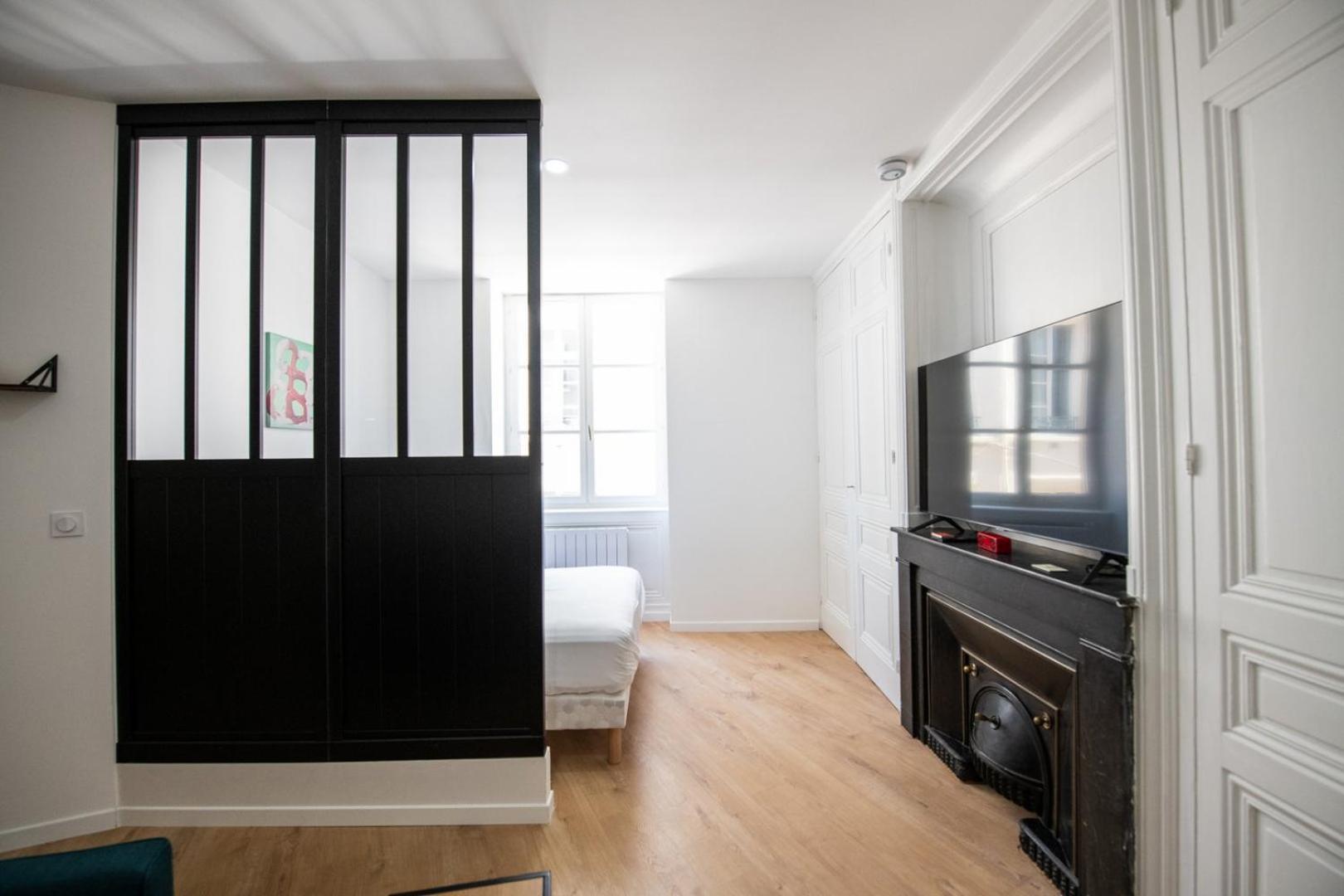 L'Arty - Tres Joli Studio Moderne Place Valmy Lyon Buitenkant foto